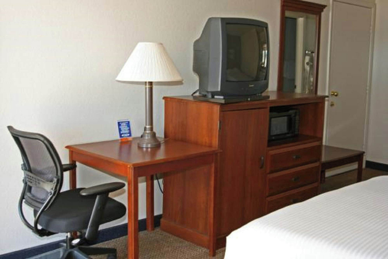 Bedroom 3, Weatherford Heritage Inn, Parker