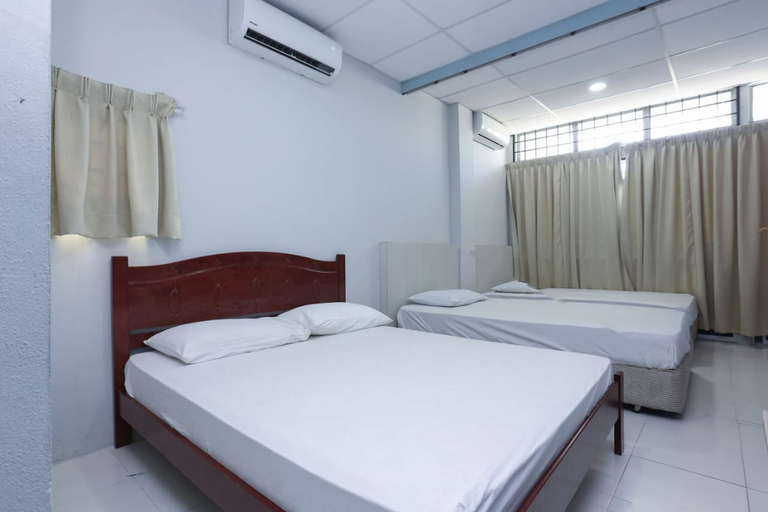 Room 2, Hotel O D'noor, Kota Bharu