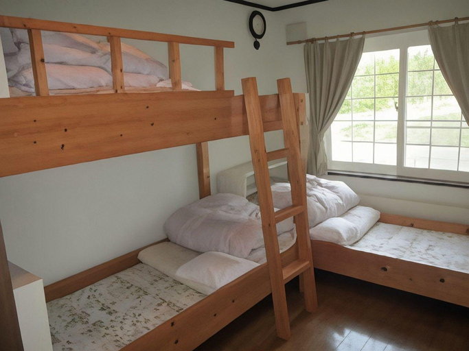 Bedroom 2, Kiyosato IHATOV Hostel, Kiyosato