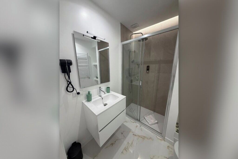 Bathroom 5, Della Vite Home Collection, Rome