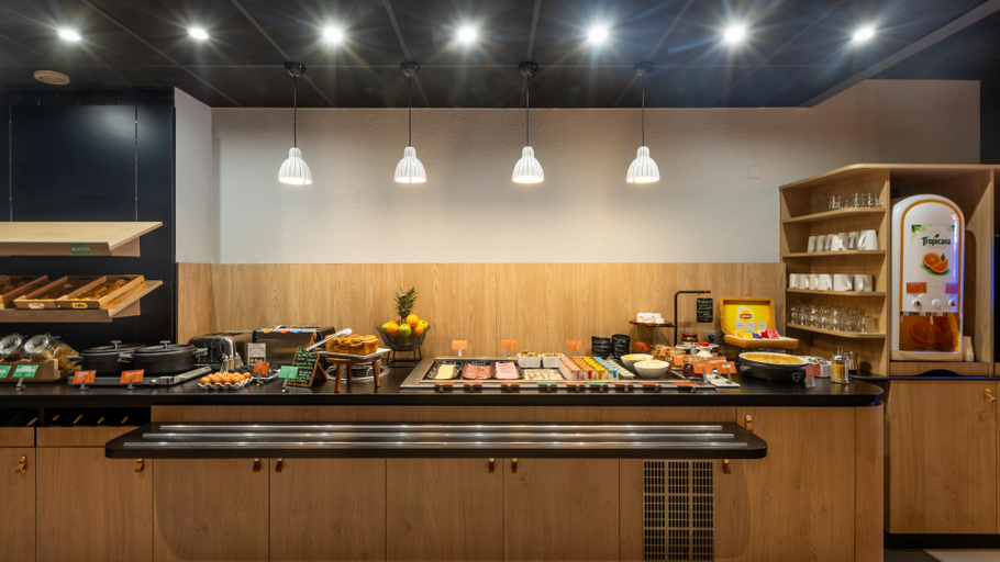 Food & Drinks 4, Campanile Paris Ouest - Levallois Perret, Hauts-de-Seine