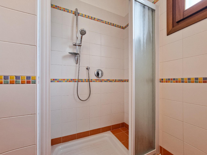 Bathroom 3, Three-room flat with swimming pool and balcony - By Beahost Rentals, Venezia