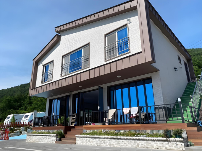 Exterior & Views 1, Tourist Farm Caravan Camping Site, Tongyeong