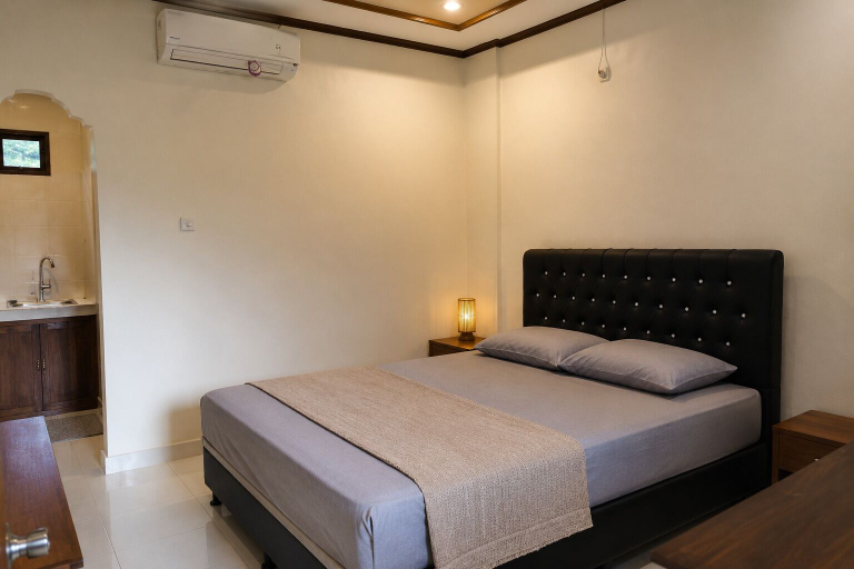Room 4, Puri Kawan Guesthouse, Denpasar