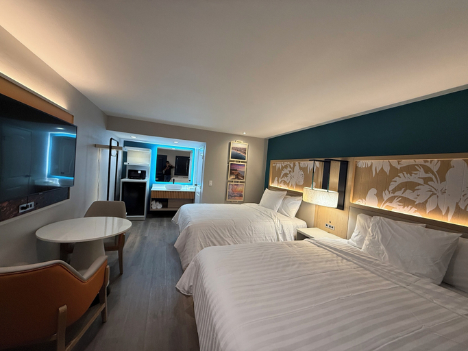 Bedroom 3, Harbor bay inn, Orange