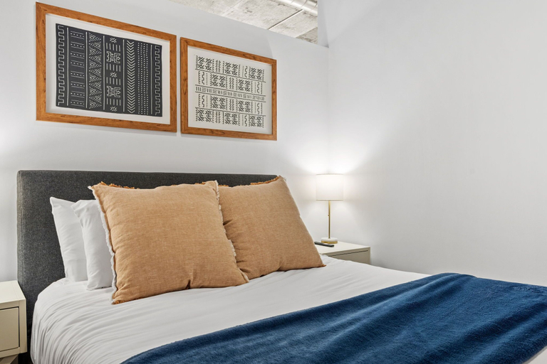 Bedroom 3, Sable 204 - One Bedroom, Hennepin