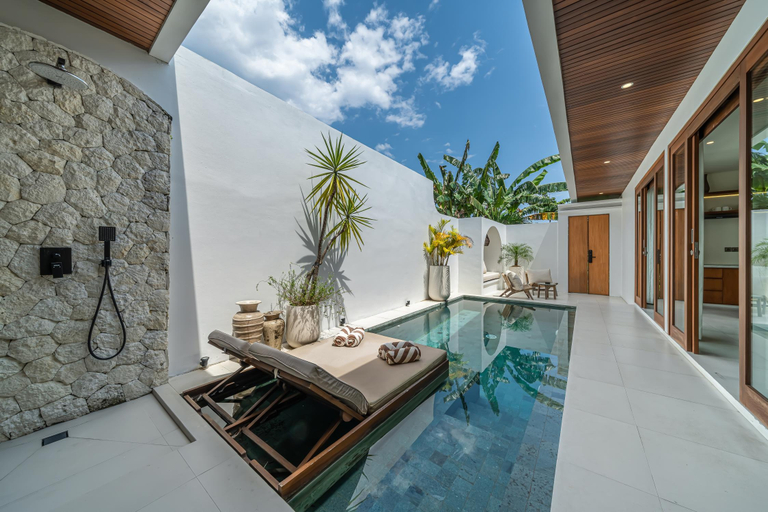 Others 2, Nova Villa Umalas : Modern 2BR Pool Villa, 5 Min to Canggu & Seminyak, Badung