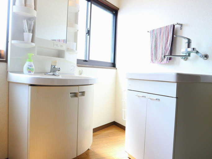 Bathroom 4, Kanko Ryokan Yamato, Ikoma