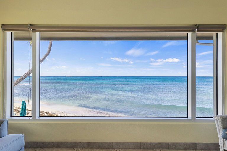 Living area 2, Cayman Luxury Rentals at Tamarind Bay