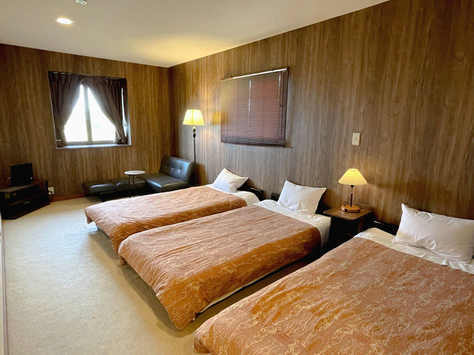 Sport & Beauty, Strawberries Hotel Masquerade, Higashiizu