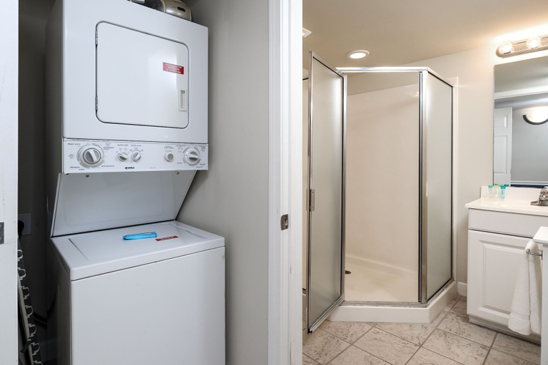 Bathroom 5, Pelican Isle 502 - Sapphire Shores, Okaloosa