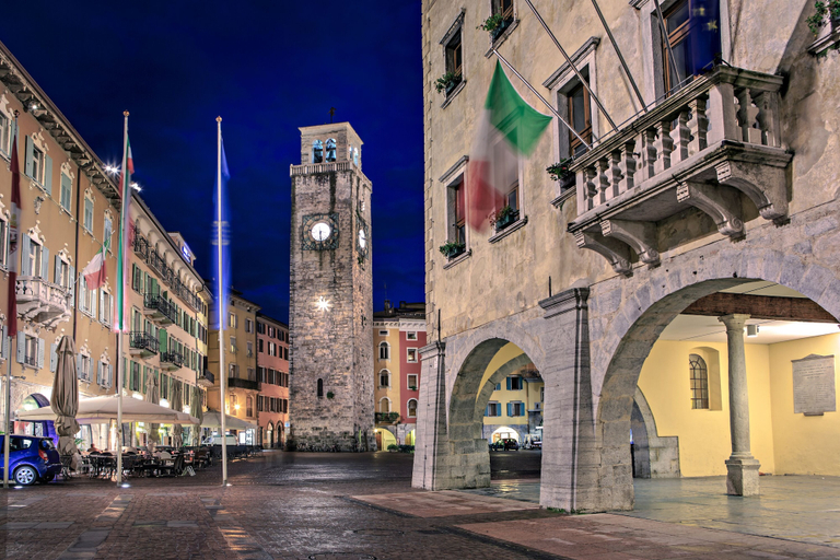 Exterior 3, Riva del Garda Lake-view Balcony Apartment, Trento