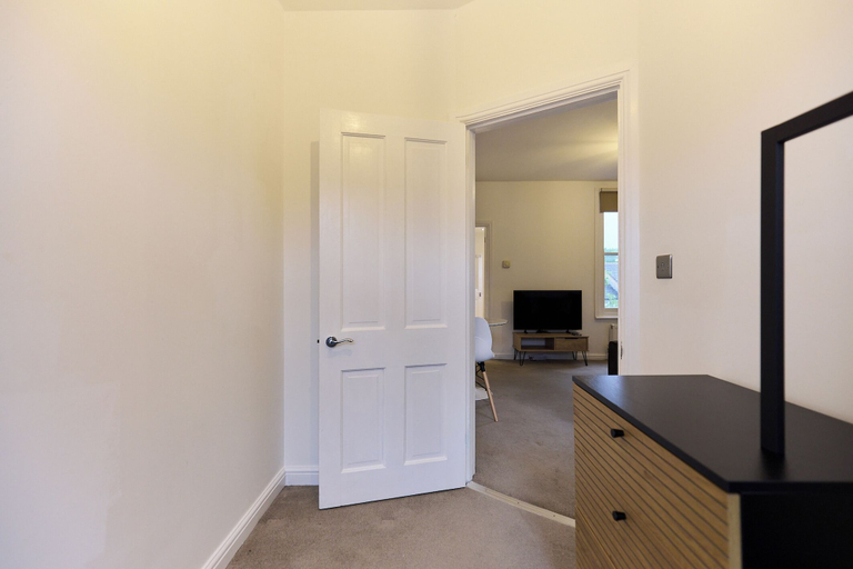 Interior 3, The Streatham Courtyard Nest, London