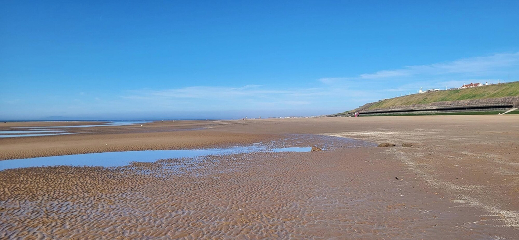Beach 4, First Floor Studio Apartment at Sea-cote, Blackpool