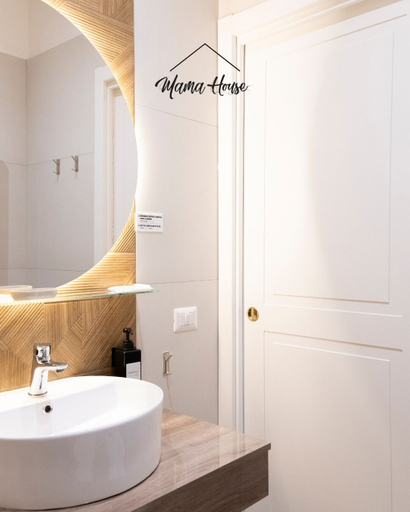 Bathroom 4, Mama House - Testaccio, Rome