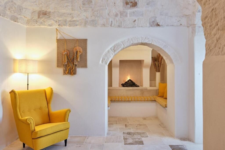 Interior 4, Masseria Mezzamira, Brindisi