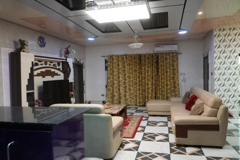 Interior 2, Zion Apartment, Kombo Saint Mary