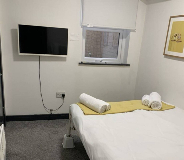 Bedroom 3, 1BR Urban Retreat in Central Sunderland, Sunderland
