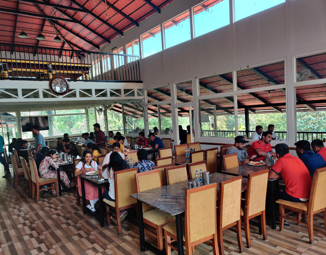 Food & Drinks 5, Abbi Valley Resorts, Hassan