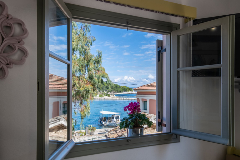 Room 2, Dora I Studio - Cozy With bay View, Ionian Islands