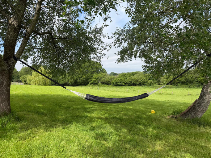 Others 5, Manor Farm, Somerset