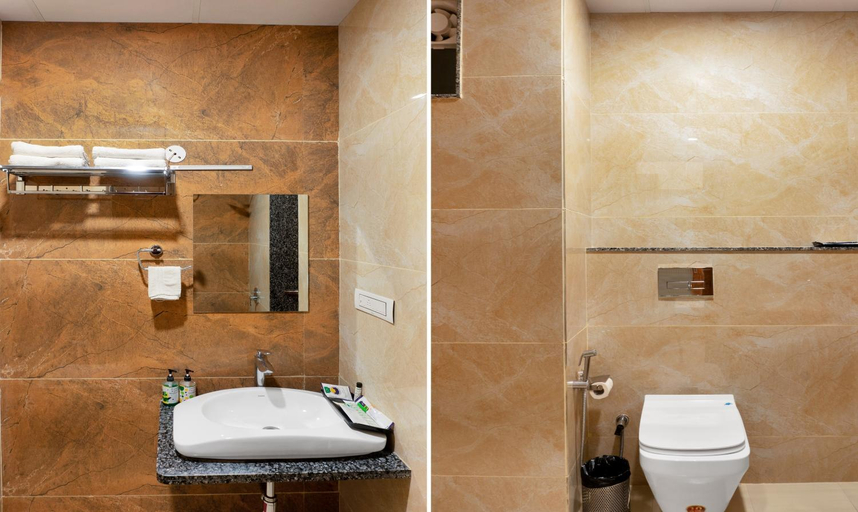 Bathroom 4, Treebo Premium Royal Amar With Mountain View And Swimming Pool, Ajmer