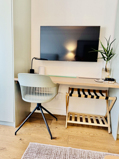 Room 5, The Sage Queen Bed Studio 711 Sea Point CPT, City of Cape Town