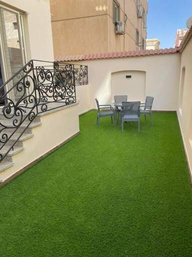 Outdoor dining, Alfa Residence, New Cairo City