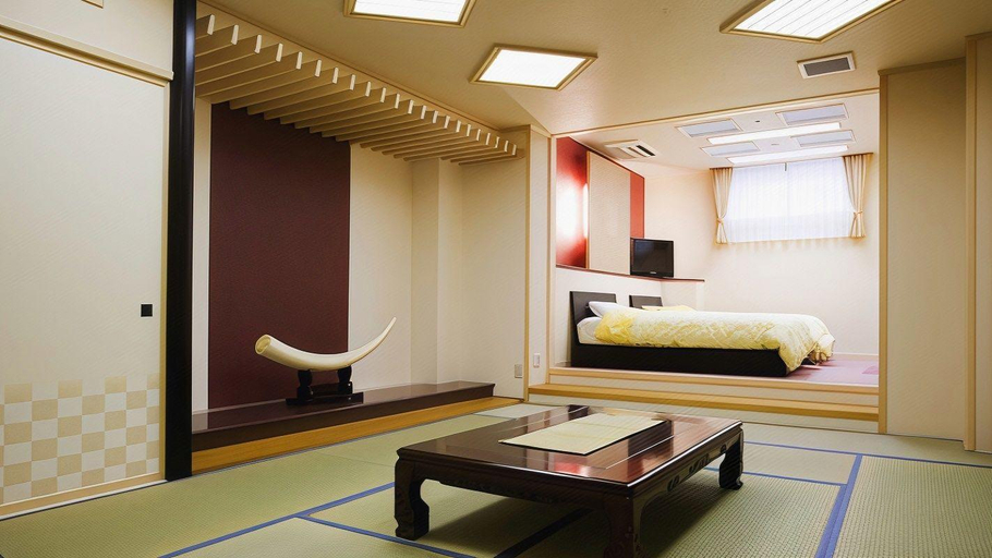 Bedroom 3, Seiryukaku Ryokan, Awara