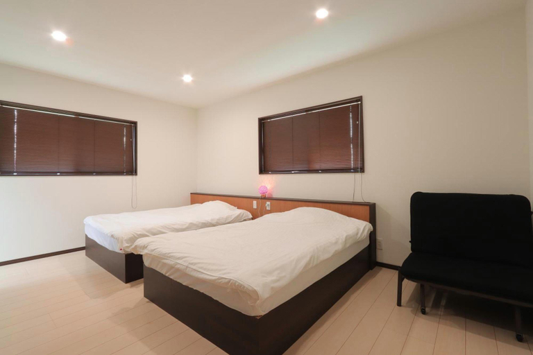 Bedroom 1, Tsukitei, Minamiaso