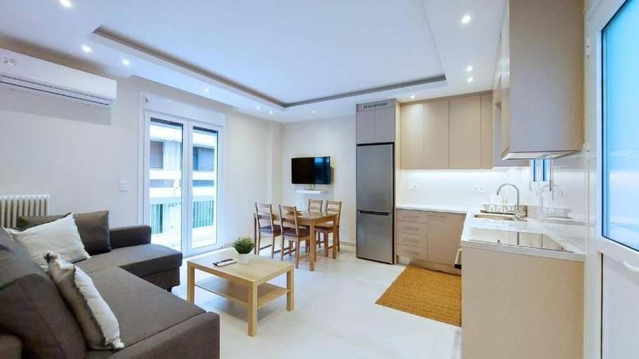 Others 3, Kolonaki A modern and bright apartment, Attica