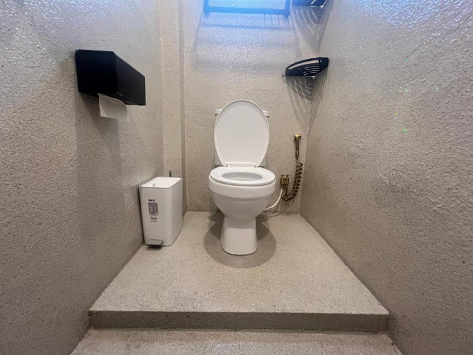 Bathroom 4, Urban Capsule by Faradale, Kuching