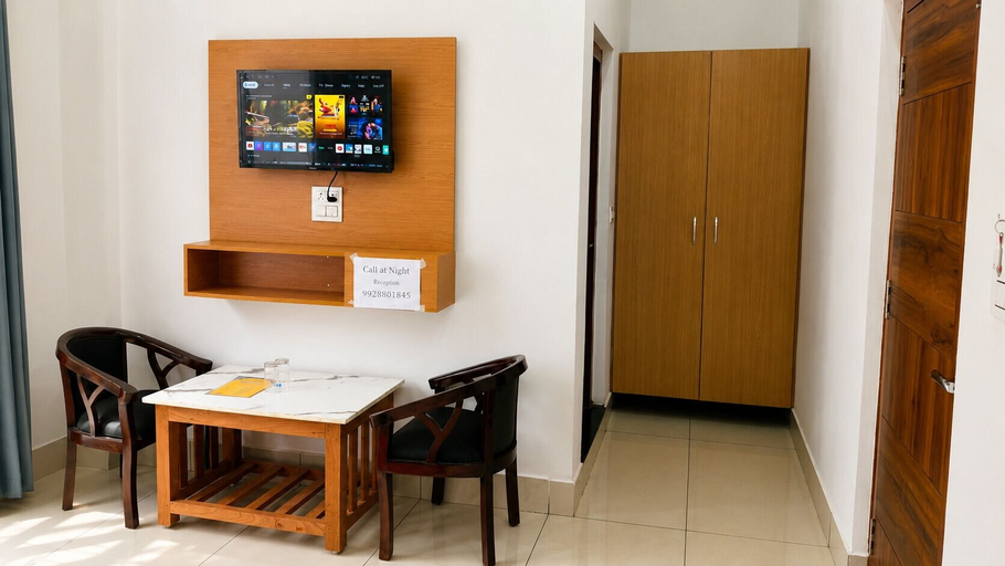 Interior, Hotel Kailasha Inn & Restaurant, Chamoli