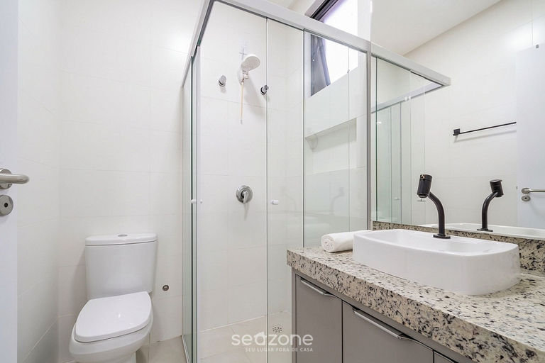 Bathroom 2, Beautiful apt With bbq 100m From the Beach Bln0802, Porto Belo