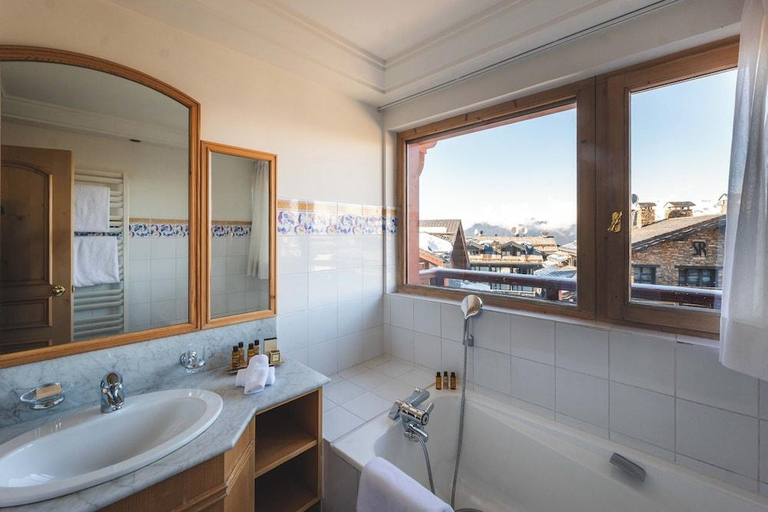 Bathroom 4, Hotel Carlina, Savoie
