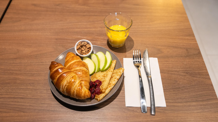 Food & Drinks 5, Campanile Paris Ouest - Levallois Perret, Hauts-de-Seine
