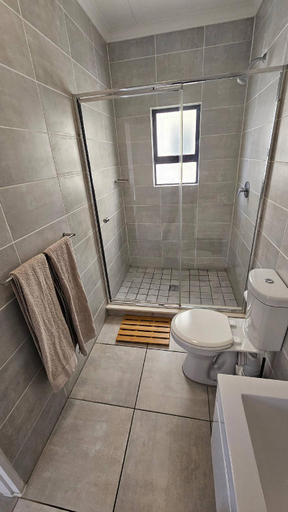 Bathroom, Luxury Apartment in Somerset West, City of Cape Town