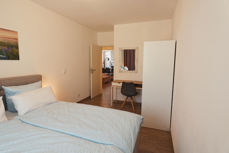 Bedroom 2, Spacious family apartment in Bamberg, Bamberg
