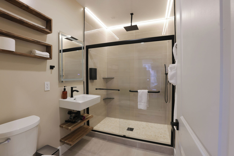 Bathroom 3, The Inn at Dupont, Washington D.C.