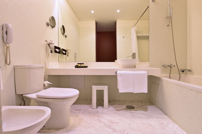 Bathroom 4, Pousada De Viseu, Viseu