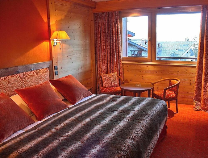 Bedroom 3, Hotel Carlina, Savoie