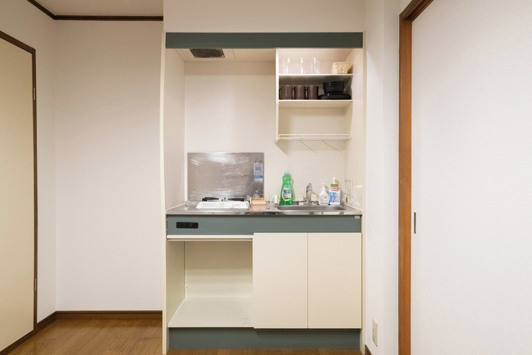 Others 5, Lavie Heights, Osaka