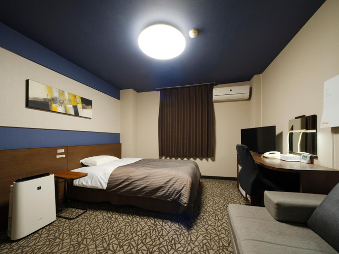 Bedroom 3, Isahaya Daiichi Hotel, Isahaya
