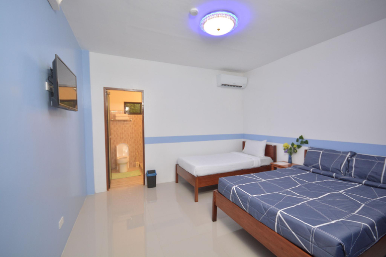 Bedroom 3, White Summerville Tourist Inn, Busuanga