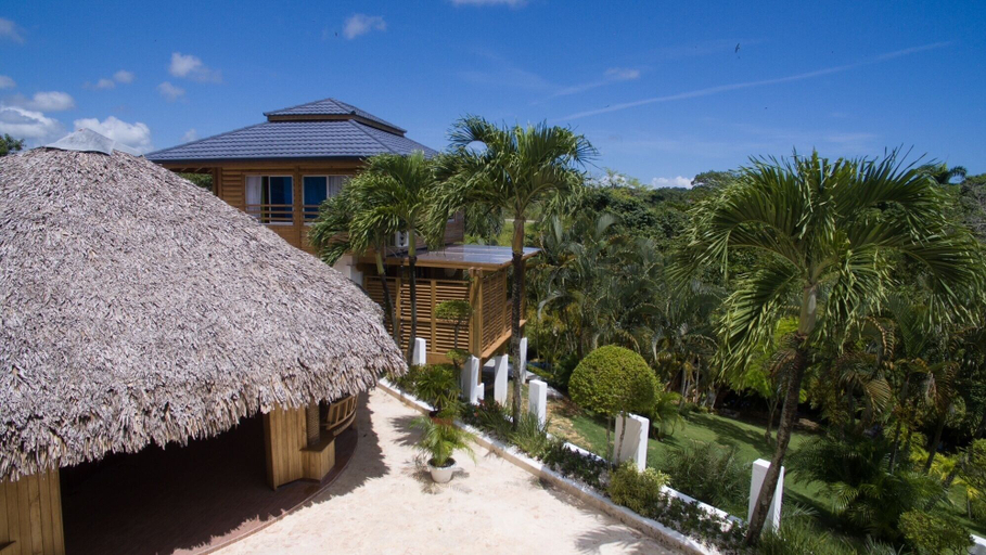 Exterior & Views 1, Hotel Boutique Villas Del Lago, Nagua