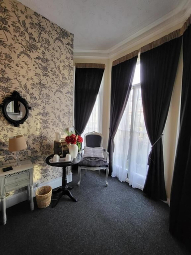 Interior 2, The Collingwood Guest House, Norfolk