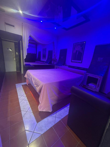 5, MOTEL Ciervo Blanco, Rosario