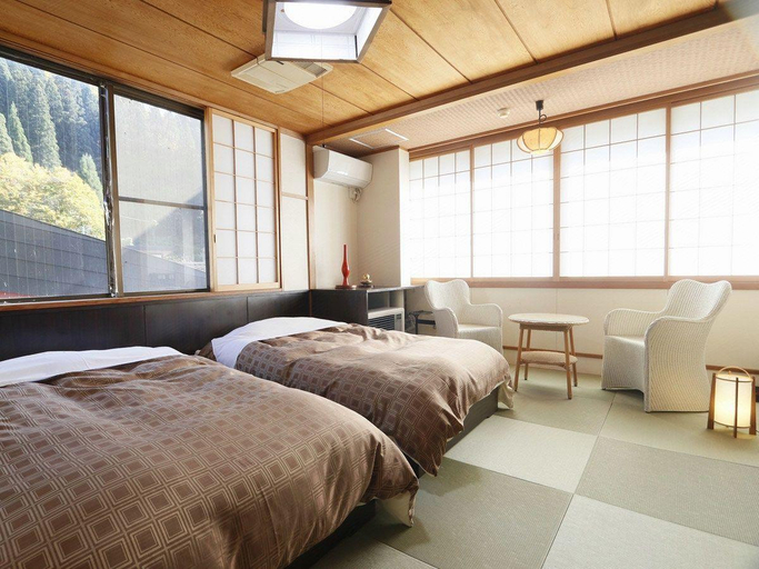 Bedroom, Yushin No Yado Kangetsu, Ōkura