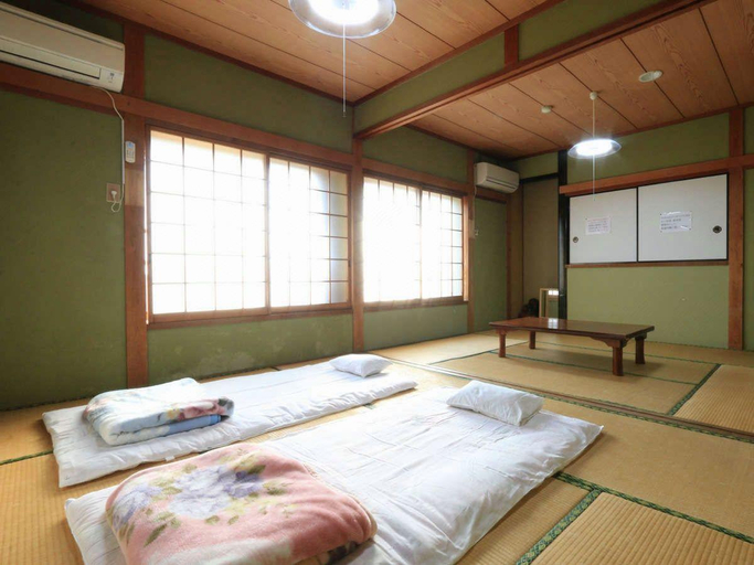 Bedroom, Houraisou, Iki