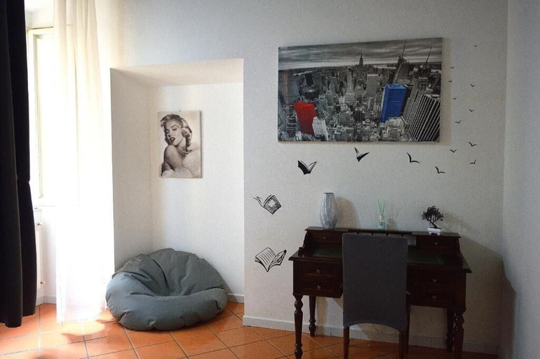Interior, Dimora Cavour 1810, Roma